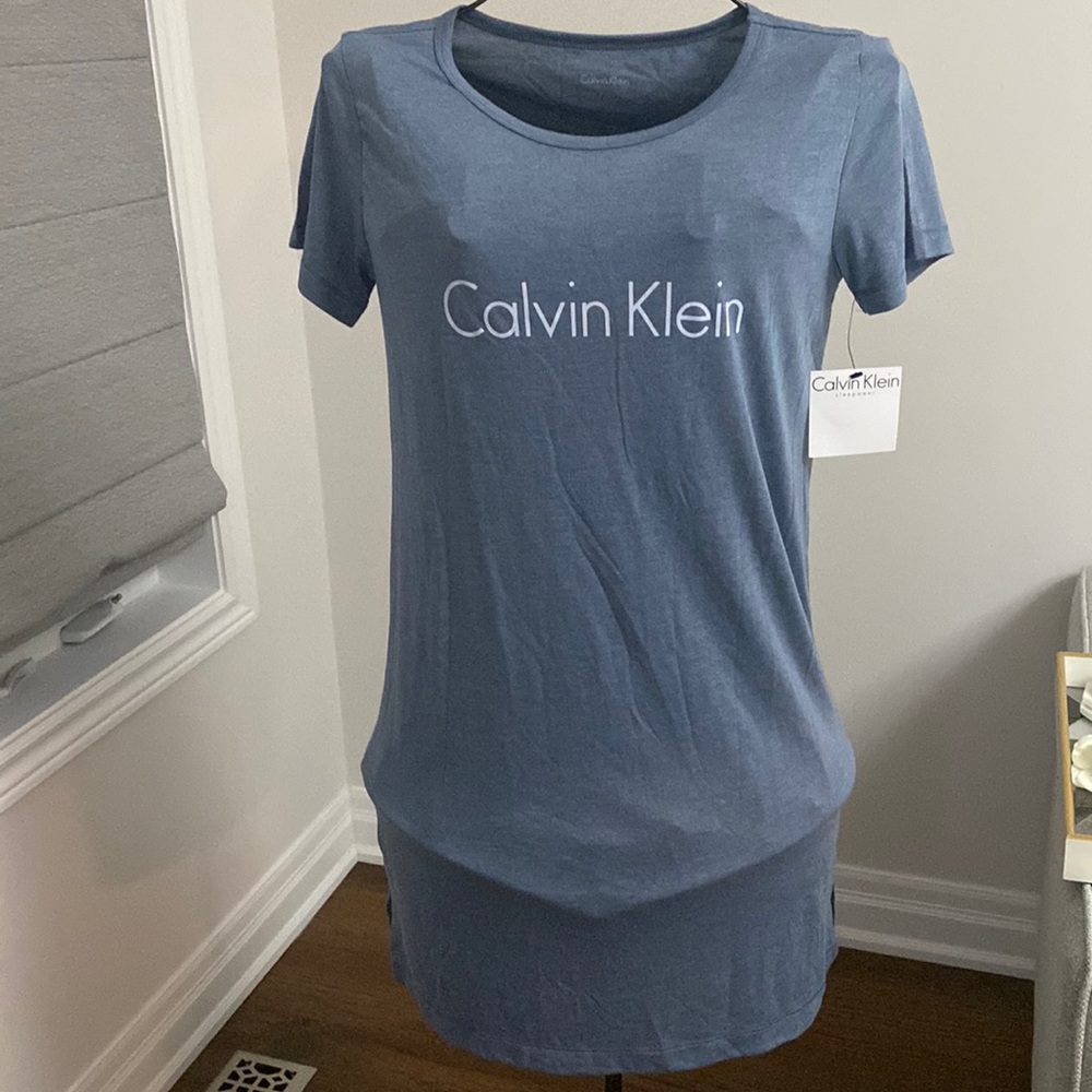 Calvin Klein sleepwear sleep shirt. BNWT